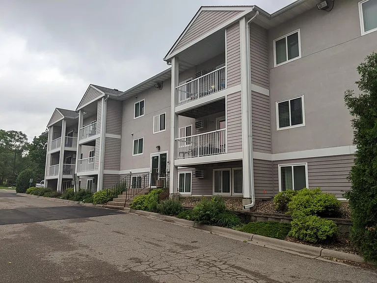 265 Silver Lake Rd SW #205 — Photo 19