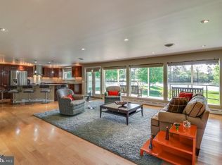 145 Lake Dr, Smyrna, DE 19977