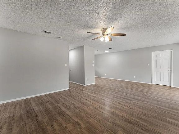 5th image of 3310 1st St