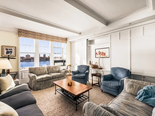 33 Riverside Drive image 6 of 18