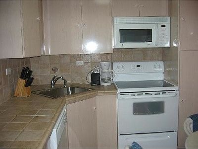 3rd image of 5601 Collins Ave APT 817