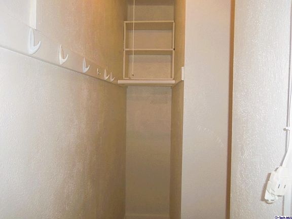 5th image of 1510 1/2 E Wilson Ave