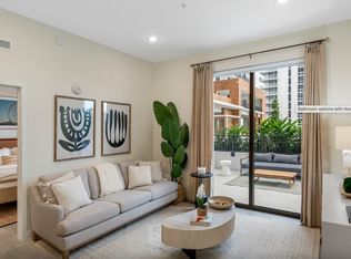 16375 Biscayne Blvd #1916, North Miami Beach, FL 33160