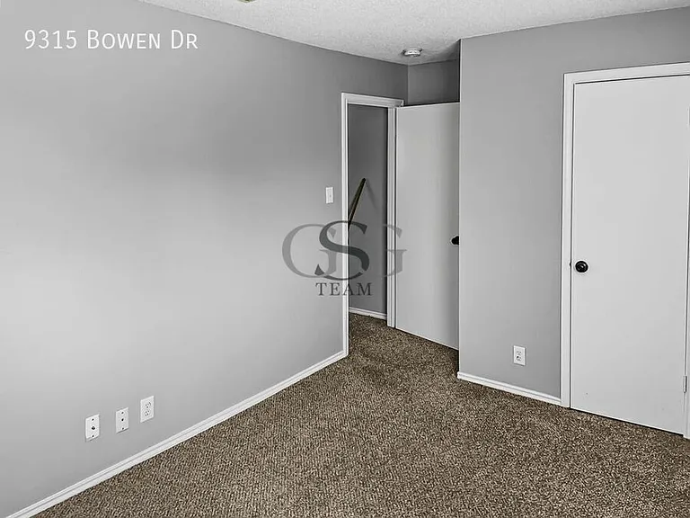9315 Bowen Dr — Photo 30