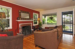 3rd image of 127 Park St