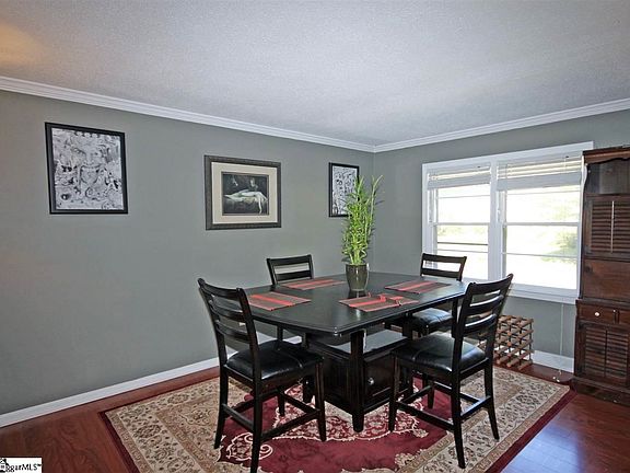 3rd image of 205 Tebblewood Dr