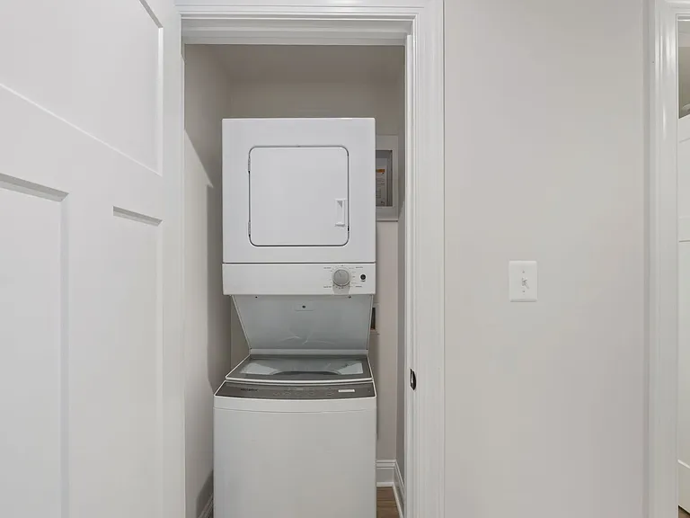 2232 Leeham St — Photo 13