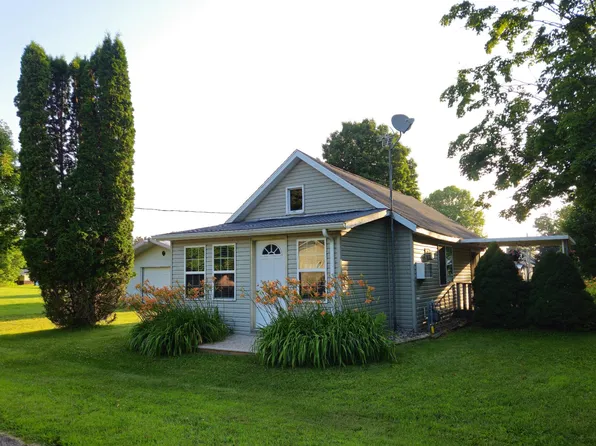 739 Anderegg St, White Lake, WI 54491