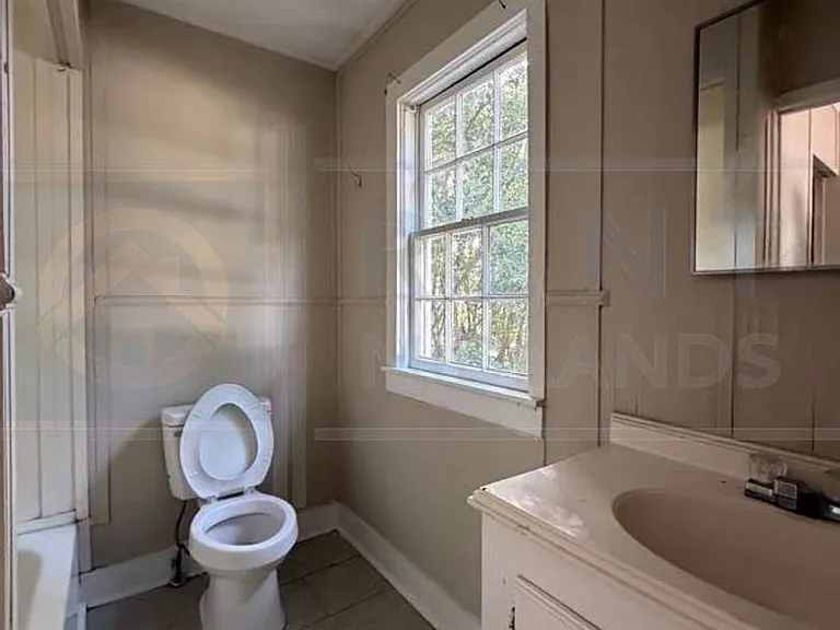 960 Zimalcrest Dr — Photo 10