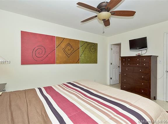 5th image of 4500 N Federal Hwy APT 130D