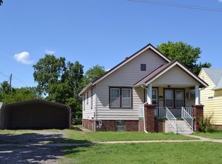 359 W 1st St, Russell, KS 67665