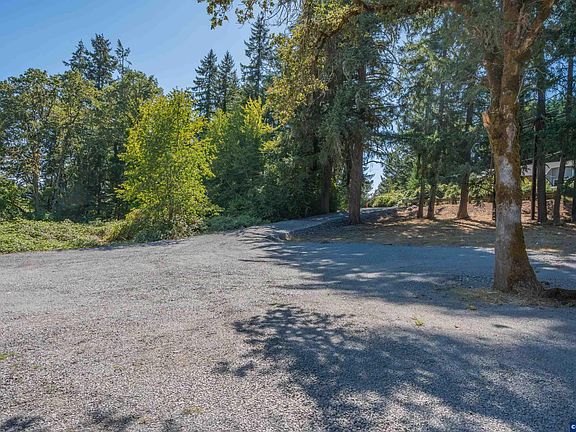 3rd image of 40972 Highway 228