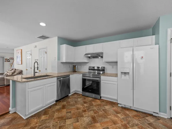 209 Intern Way, Durham, NC 27713