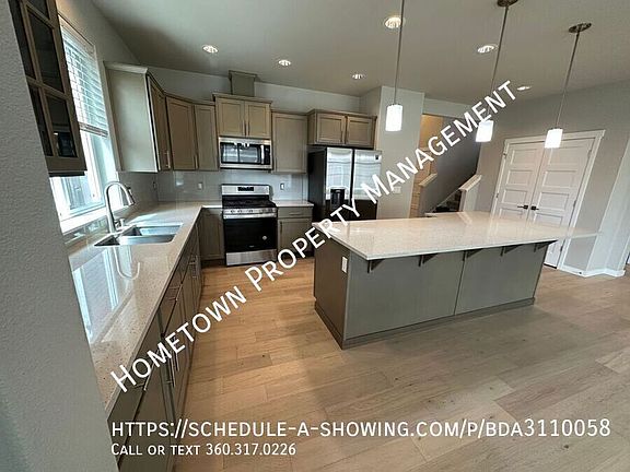 4th image of 620 Natalee Jo St SE