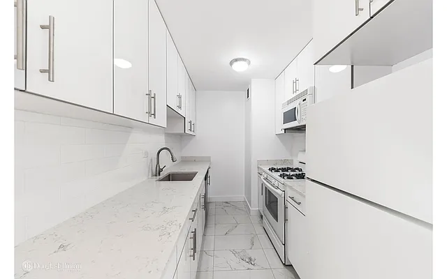 Rented by Douglas Elliman | media 2