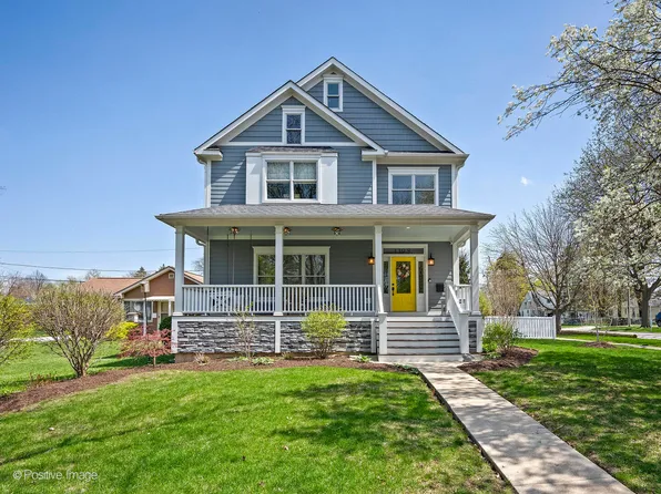 139 S Hudson St, Westmont, IL 60559