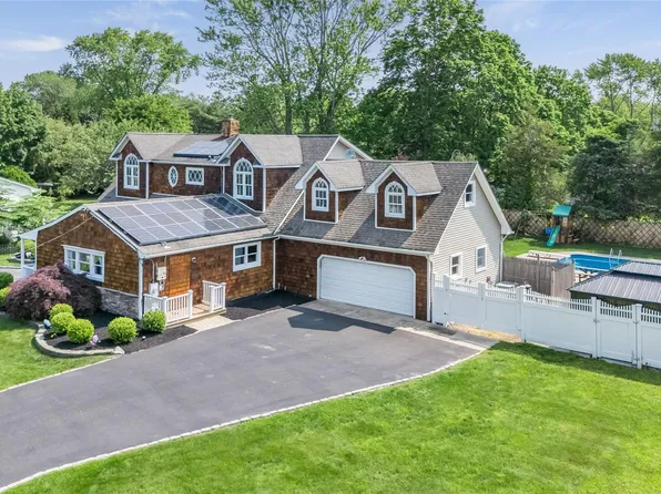 55 Charm City Drive, Port Jefferson Station, NY 11776