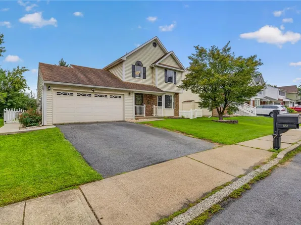 651 Willow Dr N, Catasauqua, PA 18032