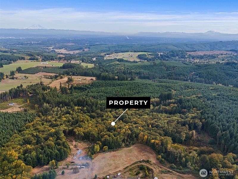 4th image of 251 48 Crego Hill Road