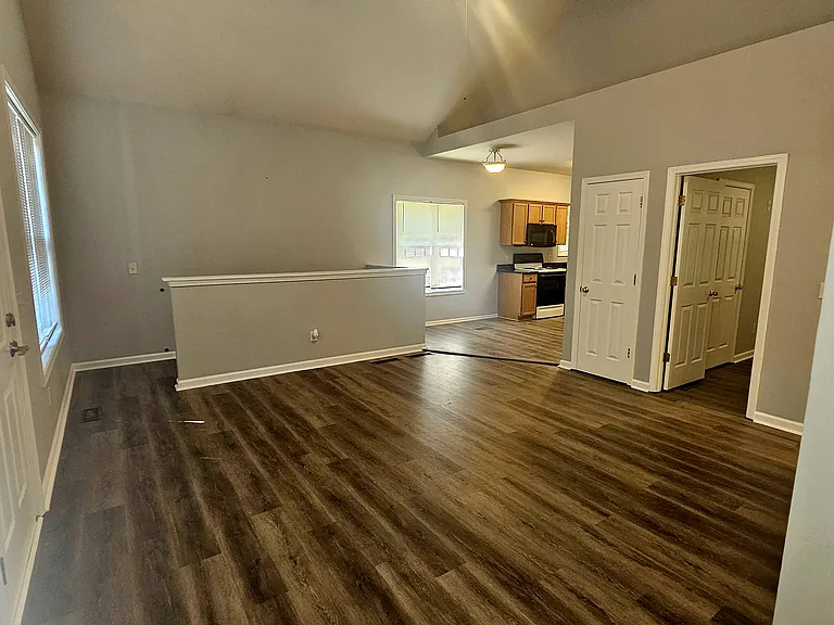 3480 Continental Dr — Photo 4