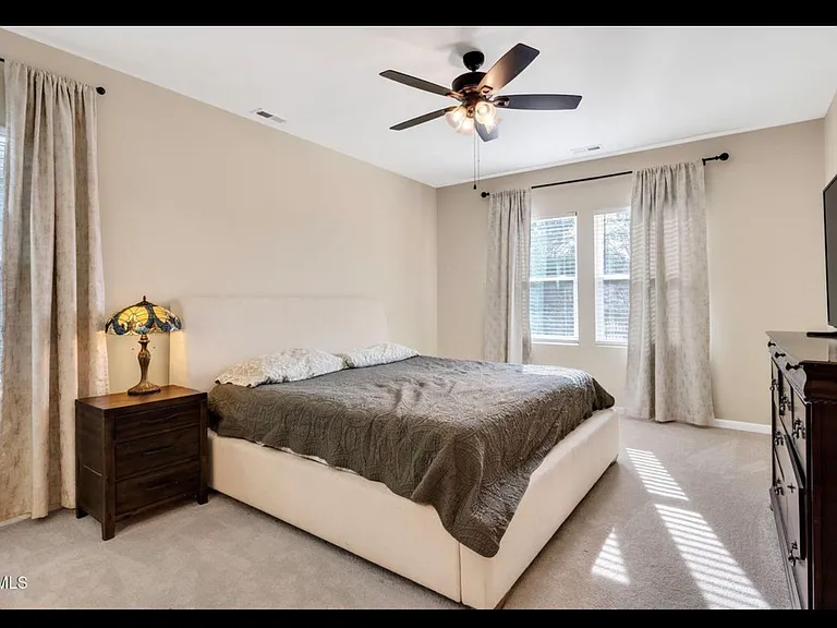 43 Molly Mac Ln — Photo 4