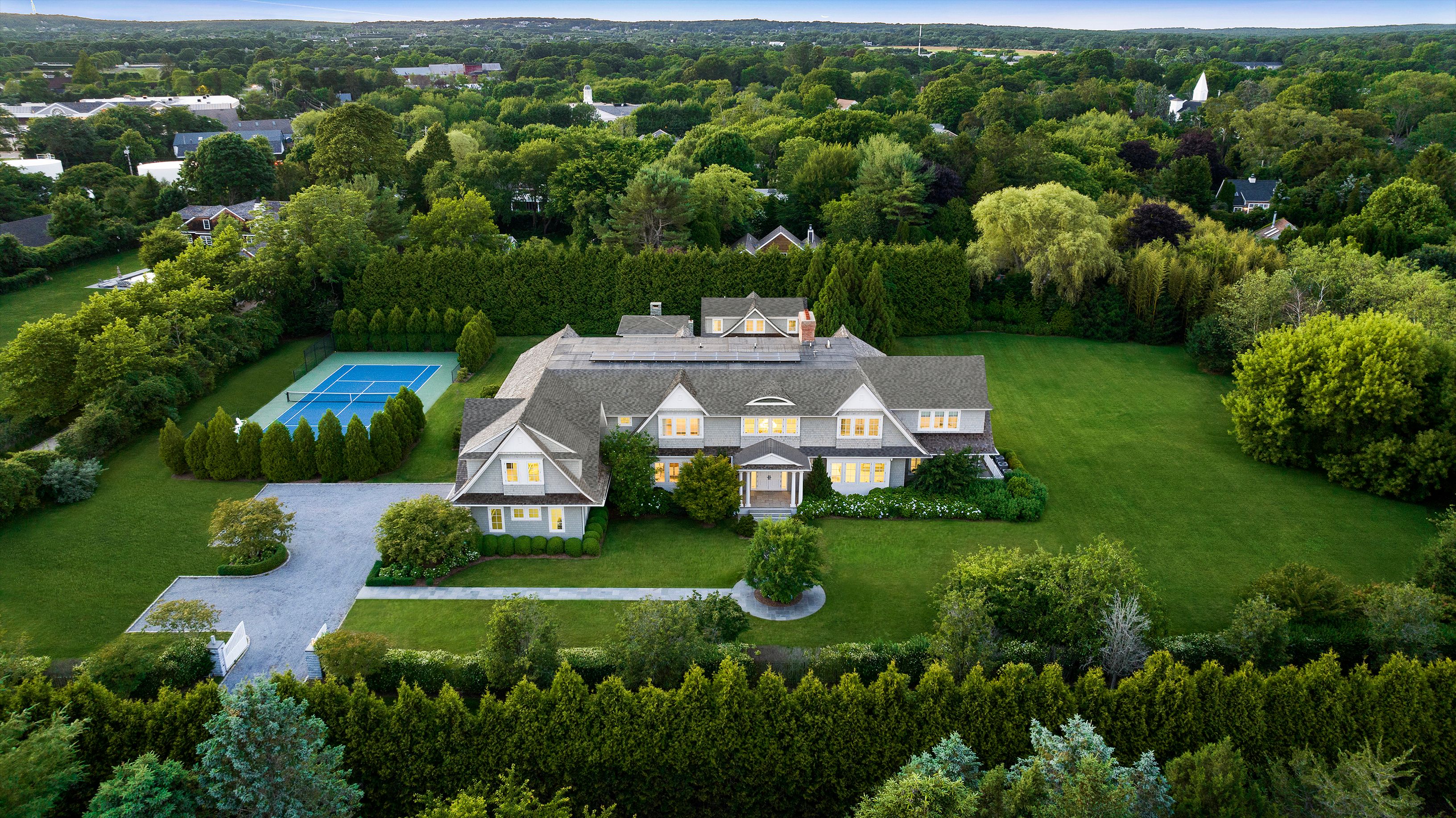 104 Halsey Ln, Bridgehampton, NY 11932 Out East