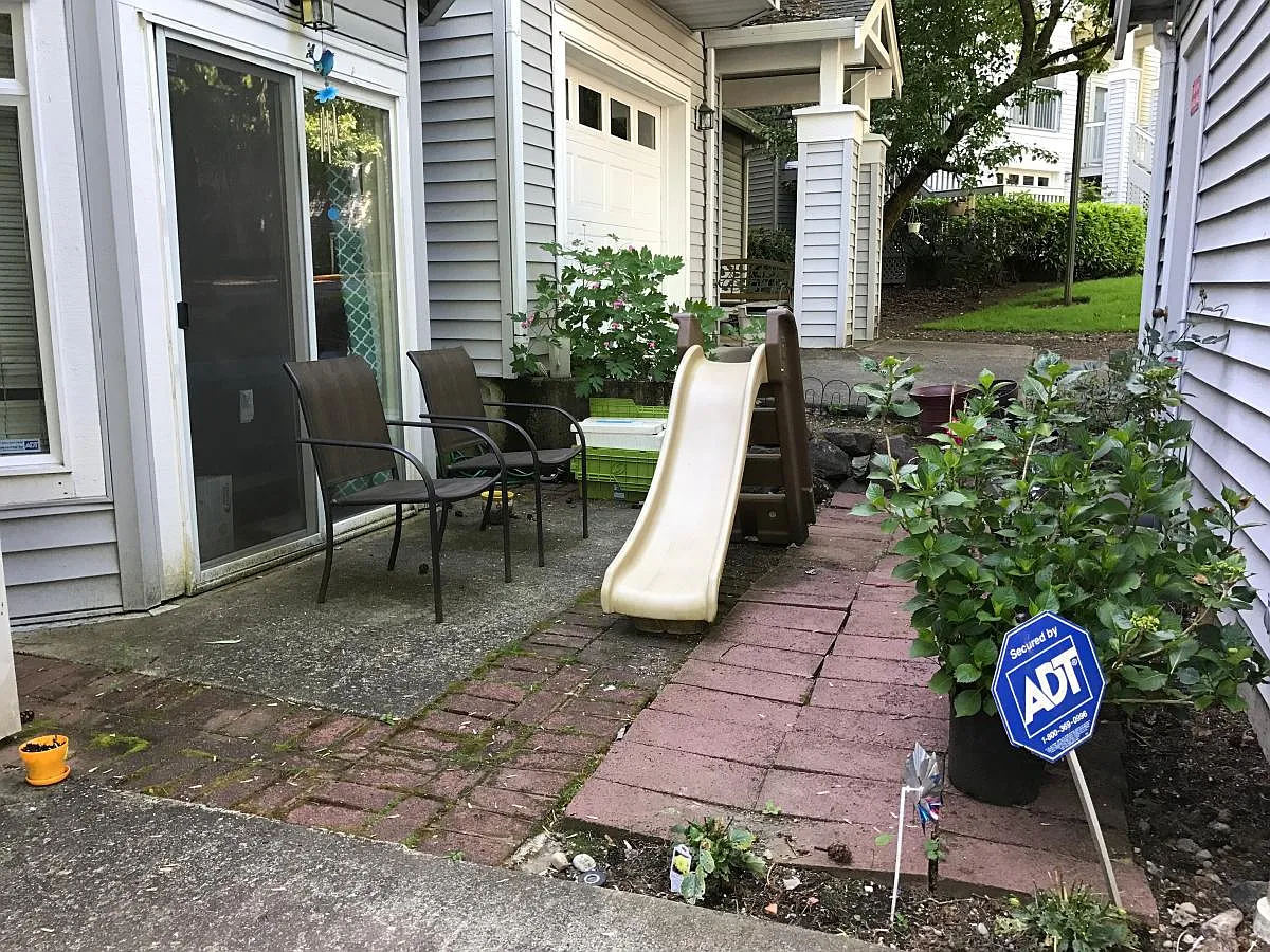 17811 NE 93rd Way — Photo 4