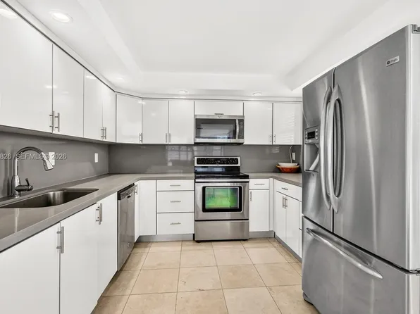 1901 Brickell Ave APT B1109, Miami, FL 33129