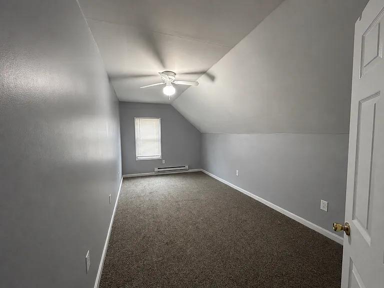 220 Weir St #4 — Photo 14