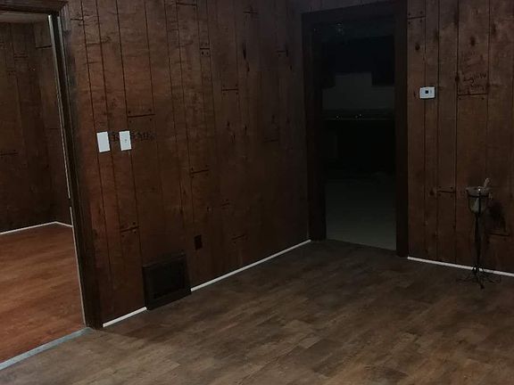 4th image of 6308 Lansing Ave