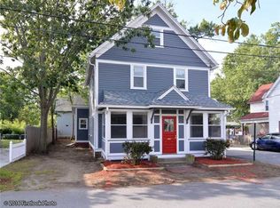 64 Oak Ave, Riverside, RI 02915