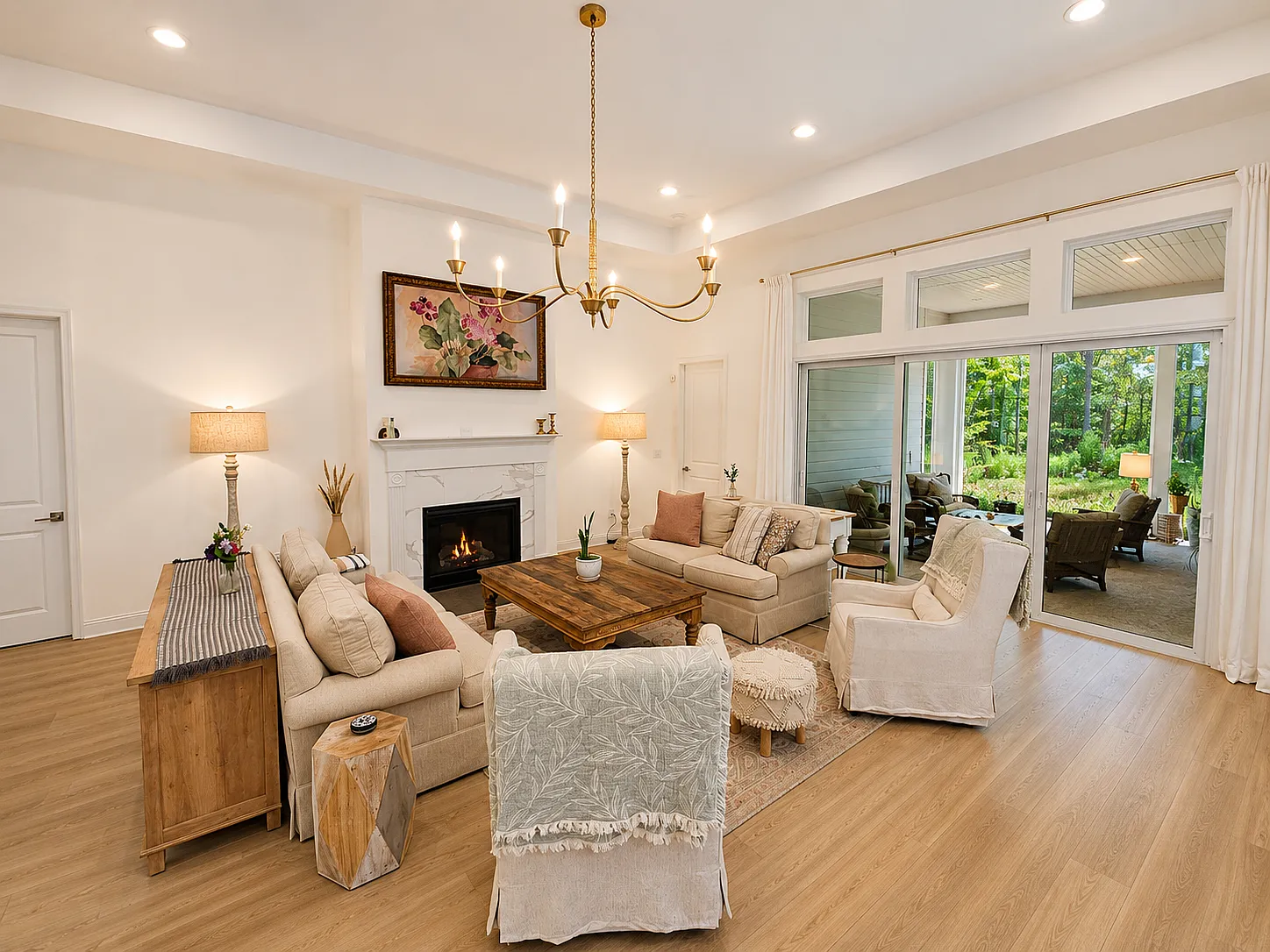 5 bed, 4300 sqft, $6,950 — Photo 4