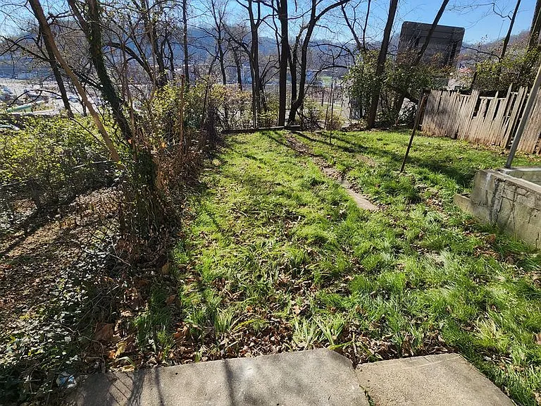 1571 Tremont St #B — Photo 16