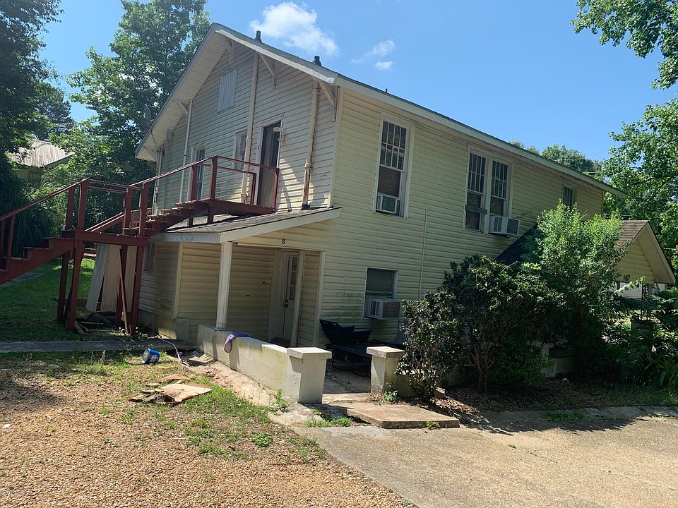 2nd image of 1407 22nd St