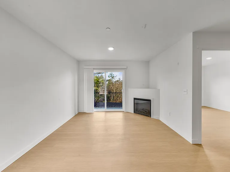 River Run Apartments — Photo 16