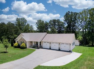 290 Tuttle Rd, Rural Hall, NC 27045