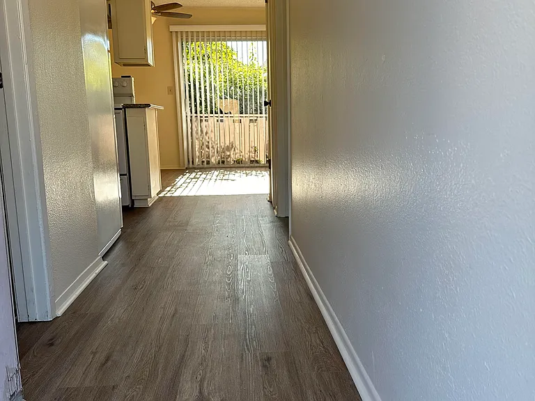 2710 Spyglass Dr #F — Photo 1