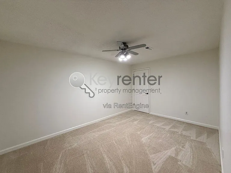6407 Harbor Master Dr — Photo 27