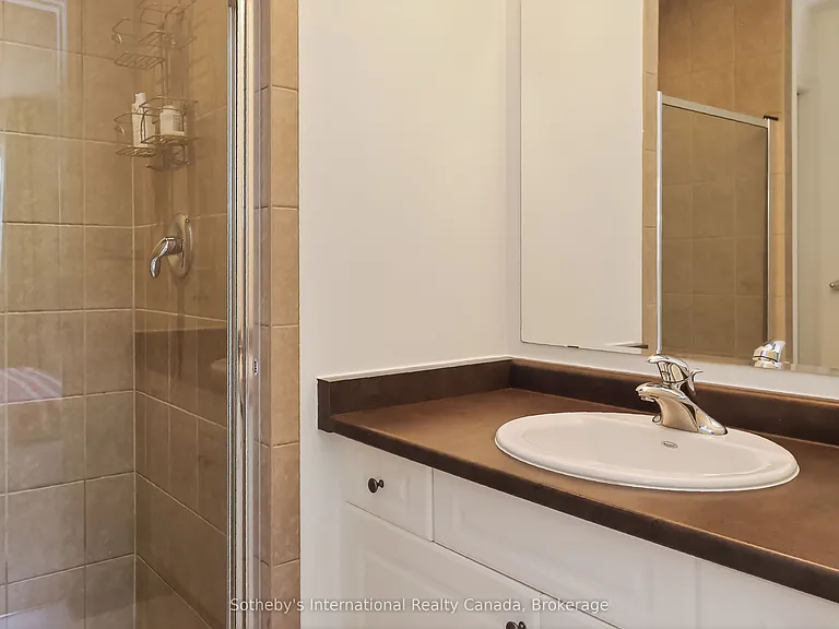 49 Silver Glen Blvd — Photo 21