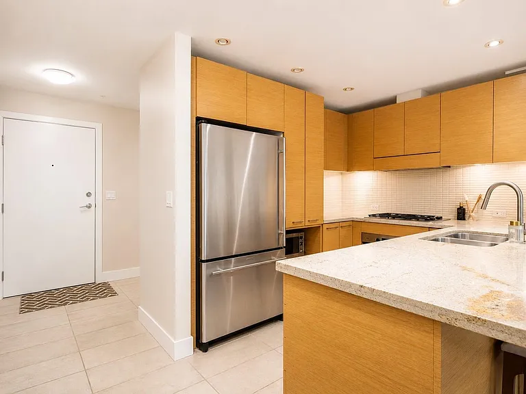 6015 Iona Dr #107 — Photo 12