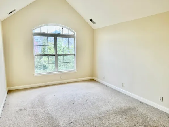 145 Blue Heron Drive image 13 of 22