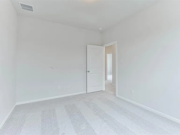 704 Ocean Palms Dr — Photo 27