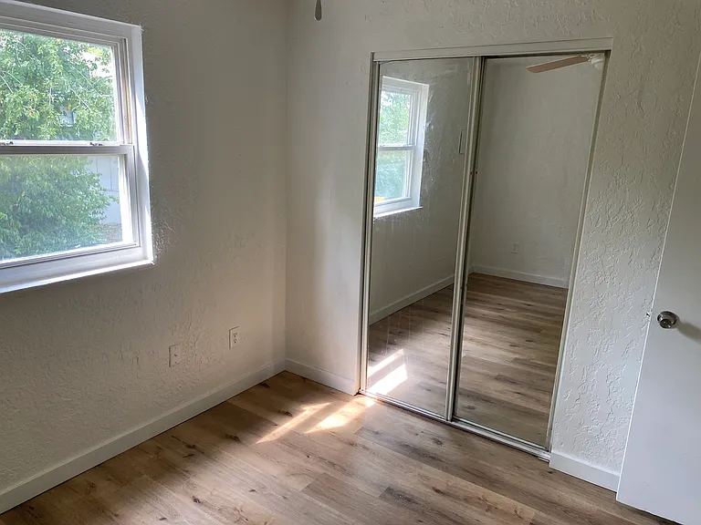 1420 SW Jefferson St #1420 — Photo 4