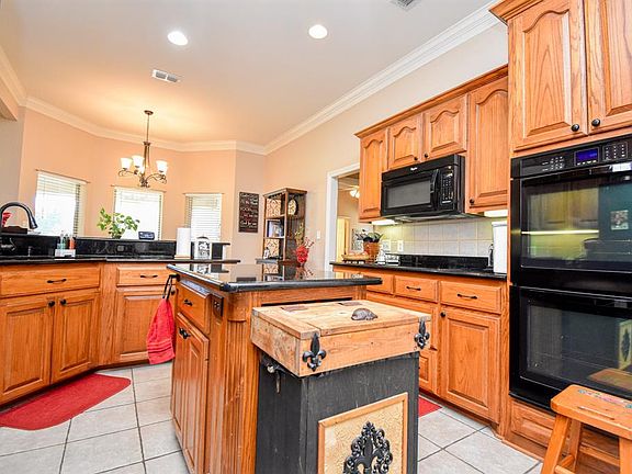 5th image of 508 Southcreek Dr