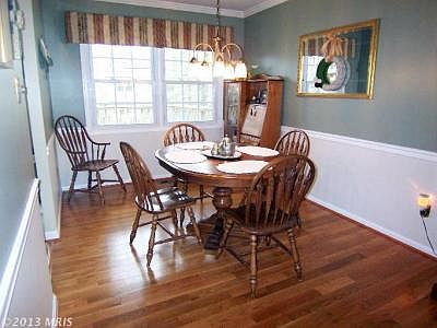 5th image of 496 Eastwood Ct