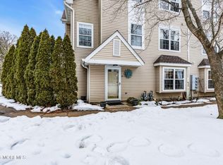 47 Madison Ct, Tinton Falls, NJ