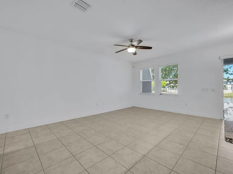 1351 Merrydale Way — Photo 8