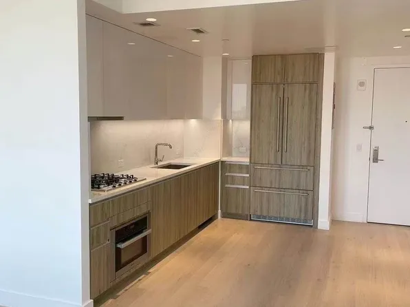 136-18 Maple Avenue image 17 of 22