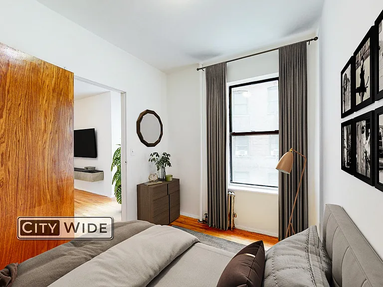 411 E 70th St #4A — Photo 3