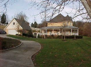 114 Lone River Ln, Clinton, TN 37716